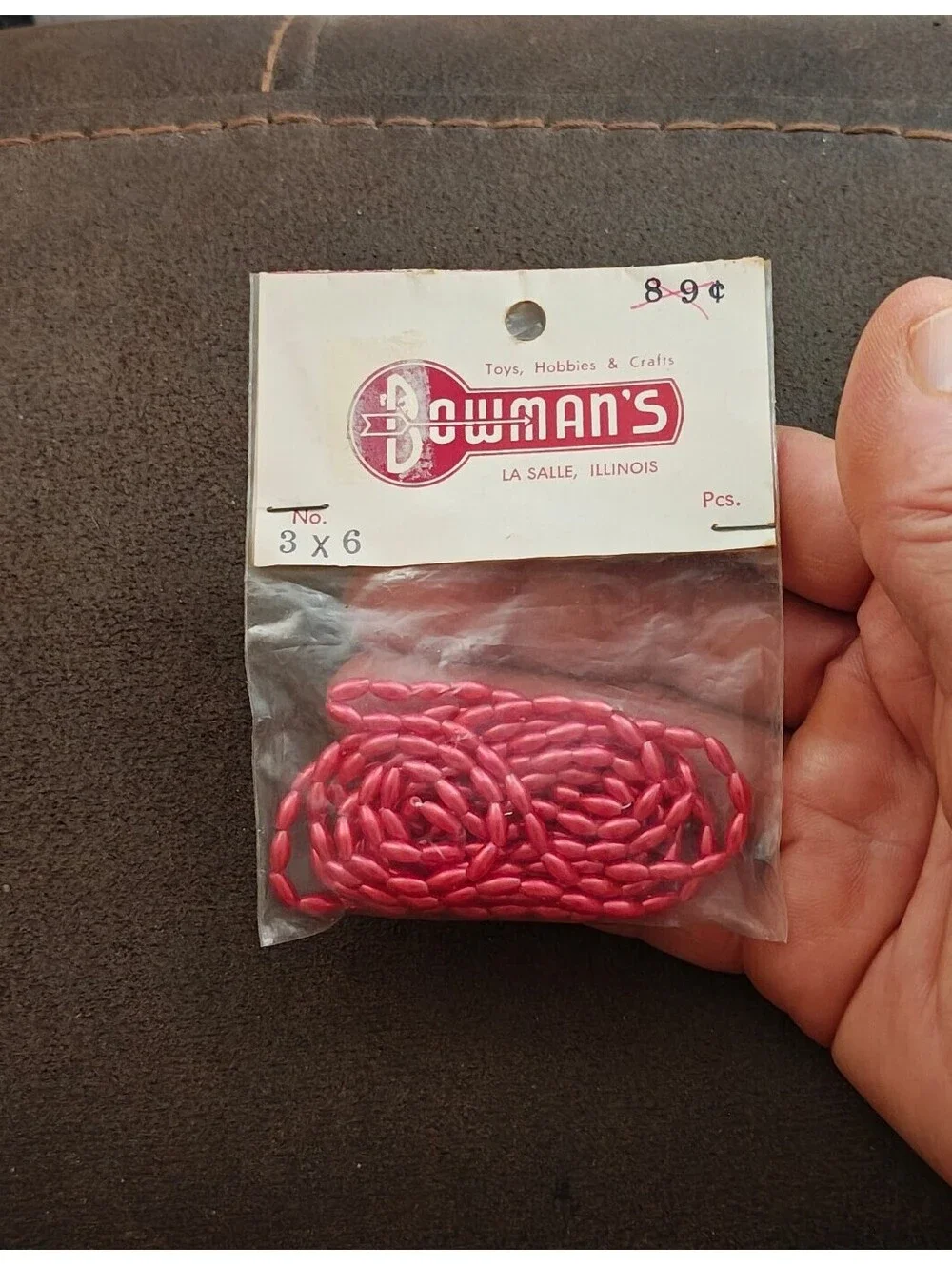 1960s/70s Pack Of Bowman's Brand Plastic Craft Beads From Lasalle Illinois NOS